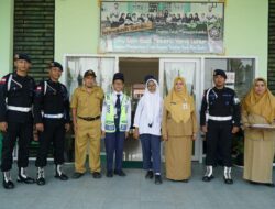Brimob Kalbar Go To School ke SMPN 16 Pontianak