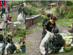 Satgas Mobile Raider 300 Siliwangi Berkunjung ke Pasar Tradisional Distrik Beoga Papua