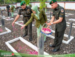 Hub Akmil Laksanakan Ziarah TMP dan Bhakti Sosial dalam rangka HUT Hubad ke-78