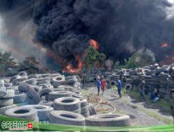 Ribuan Ban Bekas Ludes Terbakar di Gudang Penumpukan di Jalan M Basir Medan Marelan