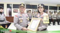Kapolsek Nongsa Terima Penghargaan Polsek Terbaik Periode November 2023