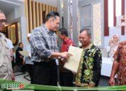 Pertama Kali di Kalbar, Sertipikat Tanah Elektronik Diserahkan Menteri AHY di Kubu Raya