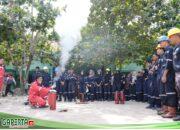 Edukasi Mitigasi Kebakaran dan Tanggap Darurat, Pelajar SMKN 5 Dumai Dilatih Menggunakan APAR