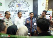 Selamatkan Setengah Triliun Aset Negara, Wamen ATR/Waka BPN Serahkan Sertipikat Tanah ke Pemkot Malang