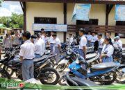 Kapolsek Mempawah Hulu Sosialisasi dan Edukasi tentang larangan penggunaan knalpot Brong di SMAN 1 Mempawah Hulu