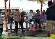 Sat Binmas Polres Pelabuhan Belawan Berikan Himbauan Pilkada Serentak 2024 di Pesisir Pantai Tibar