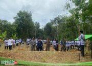 Satgas Yonzipur 5/ABE Hadiri Peletakan Kayu/Patok Pertama Pembangunan Asrama Guru Diperbatasan