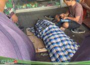 Diduga Rem Blong, Truk Bermuatan barang Seruduk 2 (Dua) Pintu Ruko, Akibatnya 1 Tewas dan 1 Alami Luka Berat.