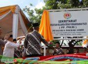 Wakapolresta Bersama Forkopimda Dampingi Kapolda Resmikan Kantor Sekretariat Keluarga Besar PP Polri Daerah Jambi