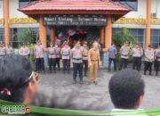 Polres Sintang Kawal Aksi Damai Honorer Kabupaten Sintang di Kantor Bupati