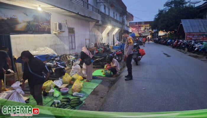 Patroli Subuh Polsek Ngabang, Upaya Cegah Kriminalitas Di Pasar Rakyat