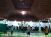 Kegiatan Sholat Tarawih Keliling Polsek Air Besar Terjunkan 2 Personil Bhabinkamtibmas