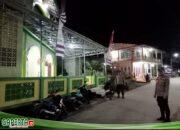 Polsek Menyuke Amankan Sholad Taraweh Di Desa Darit