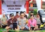 Polda Jambi Gelar Baksos Pada Masyarakat Yang Terdampak Banjir Diwilayah Seberang Jambi