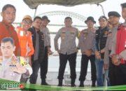 Gunakan Dua Kapal Patroli Kapolres Muaro Jambi Pantau Situasi Kamtibmas Diperairan Wilkum Polres Muaro Jambi