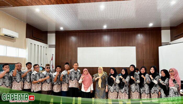 SELAMAT: Kepala SMKS Pemda Rantauprapat Drs.Bahder Johan Lumbangaol Hadiri Pelantikan Kepsek SMPS Pemda