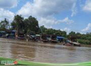 Masyarakat Resah : Aktifitas Pertambangan Emas Tanpa Izin (PETI) Kembali Marak Beroperasi di Sungai Kapuas Desa Nanga Biang Kecamatan Kapuas.