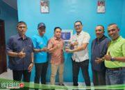 Dorong Literasi Hukum Kalangan Wartawan, Eko Saputra Sumbang Buku untuk PWI Dumai