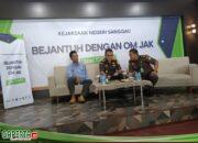 “Kejaksaan Negeri Sanggau Gelar Acara Bejantuh Bersama Awak Media”.