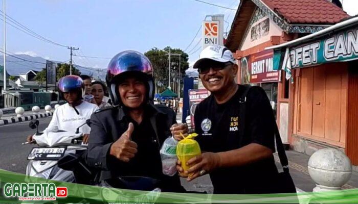 Ramadhan Penuh Berkah IWOI Kerinci Sungai Penuh Berbagi Takjil  Gratis