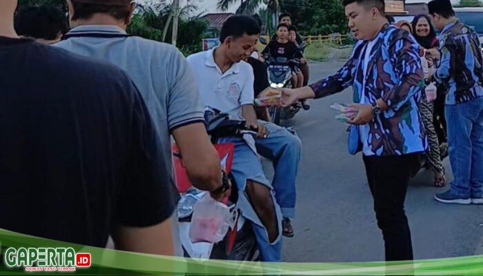 Ramadan Penuh Berkah :  DPD IPK Paluta Bagikan  Takjil Gratis