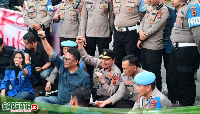 Wakapolda Jambi Duduk Bersama Pendemo, Tegaskan Komitmen Transparasi dan Penegakan Hukum