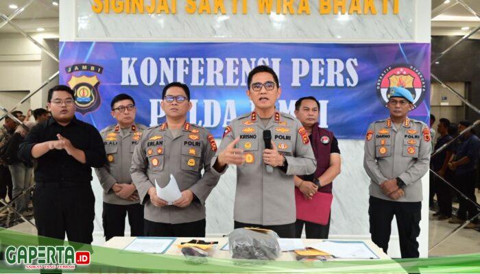 Polda Jambi Gelar Konferensi Pers, DPO Narkotika Berhasil Ditangkap di Tanjab Barat