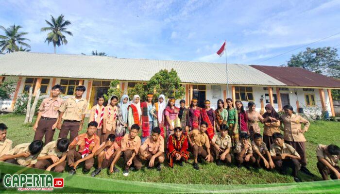 SMPS Ampera Bilah Hilir Laksanakan Upacara Hari Pendidikan Nasional