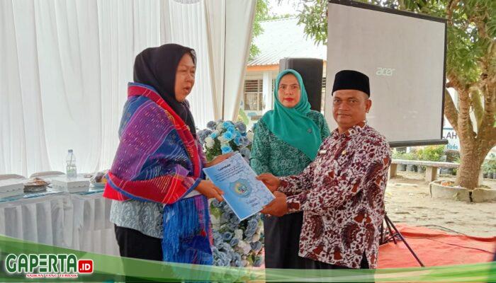 Lurah Bakaran Batu Rantau Selatan Sukri Alam Siregar Menyambut Kedatangan Tim Monitoring PKK Sumut