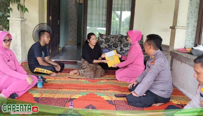 Silaturahmi dan Penyerahan Tali Asih Polsek Dumai Timur kepada Keluarga Almarhum Aiptu Victor Sinaga