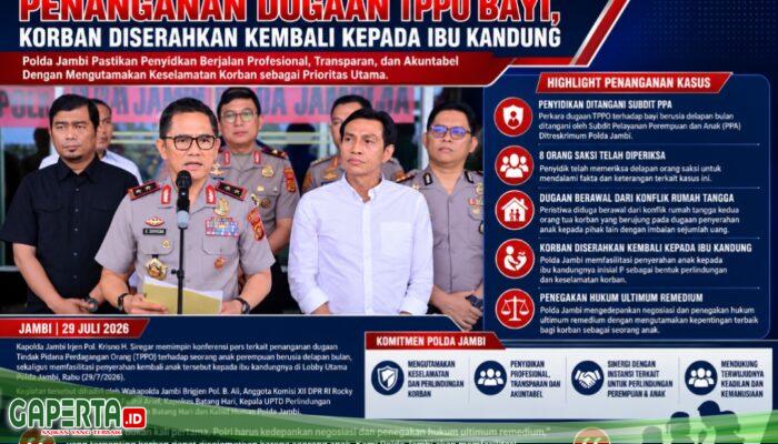 Kapolda Jambi Pimpin Konferensi Pers Dugaan TPPO dan Serahkan Kembali Bayi 8 Bulan kepada Ibu Kandung