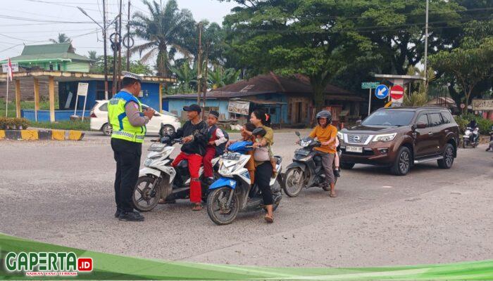 Polsek Bukit Kapur Gelar Strong Point Pagi Atur Arus Lalu Lintas