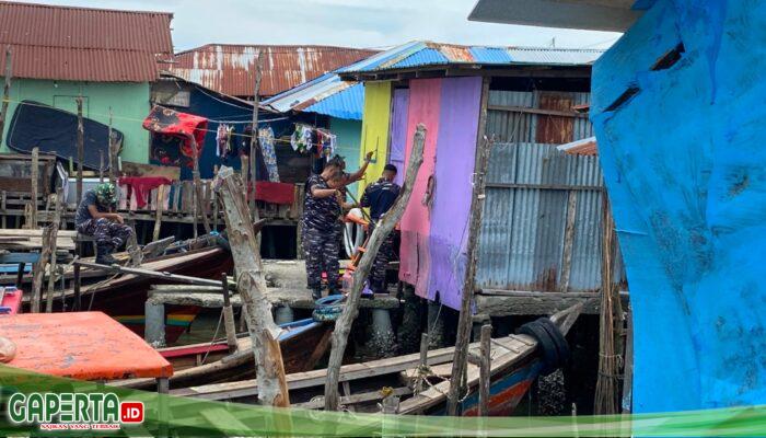 TNI AL Bersinergi Jalin Kebersamaan Gotong Royong Bersama Masyarakat Nelayan Sebrang Belawan
