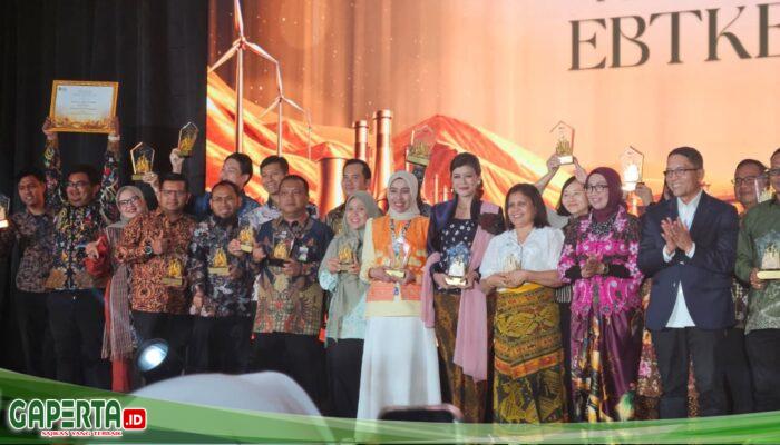 Dorong Percepatan Dekarbonisasi, Pertamina Patra Niaga Kilang Dumai Raih Juara 1 AEBT 2026 melalui Implementasi PLTS 3,77 MWp