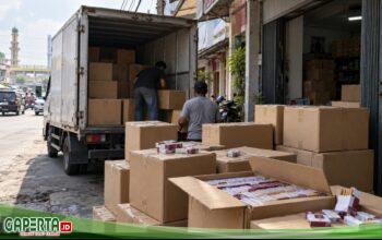 Pikap KB 8369 ME Terpantau Bongkar Muatan, Dugaan Peredaran Rokok Gudang Cengkeh Disorot