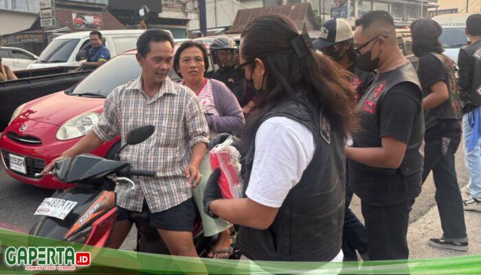 Bakti Untuk Negri, BB 1% MC Jambi Bagikan Ribuan Masker kepada Warga